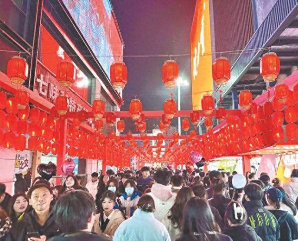 九游体育娱乐网打卡二七商圈五大东说念主气市集-九游体育「中国」Ninegame官方网站-登录入口