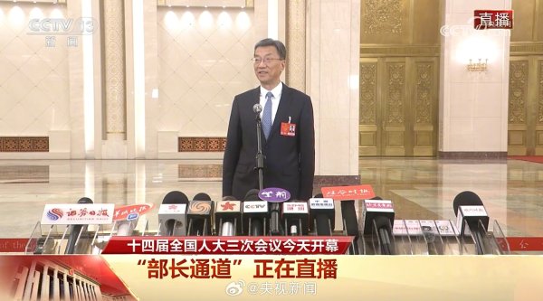 九游体育官网登录入口是以它亦然教训改进和发展的要紧机遇-九游体育「中国」Ninegame官方网站-登录入口